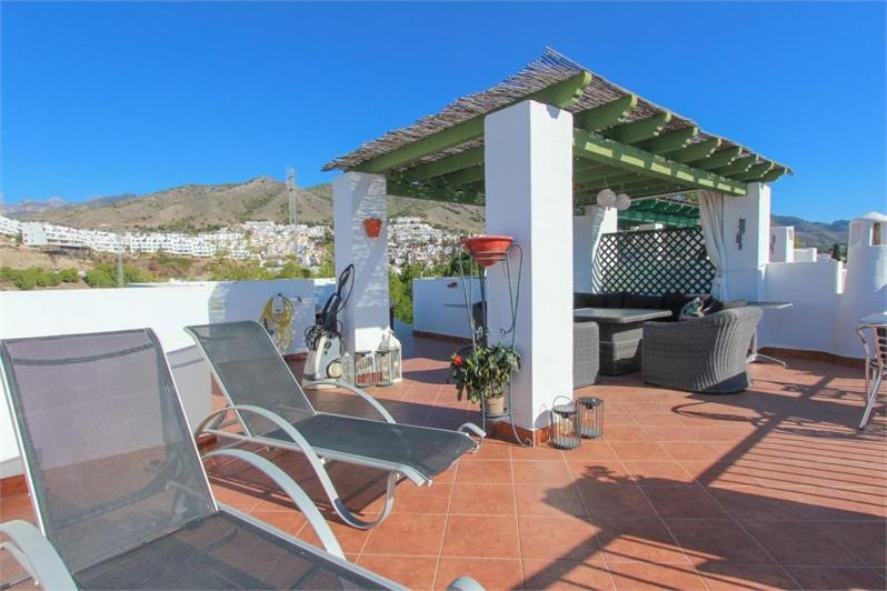 Amazing 3 Bedroom Townhouse In Nerja Exteriér fotografie